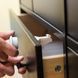 Набір прихований дверний магнітний замок 3 шт та ключ для відкриття 1 шт пластик білий 25350020 253.50.020 фото 1