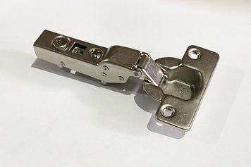 Петля METALLA SM N 95&deg; півнакладна сталь нікельований 48 x 6 під шуруп 31500746 315.00.746 фото